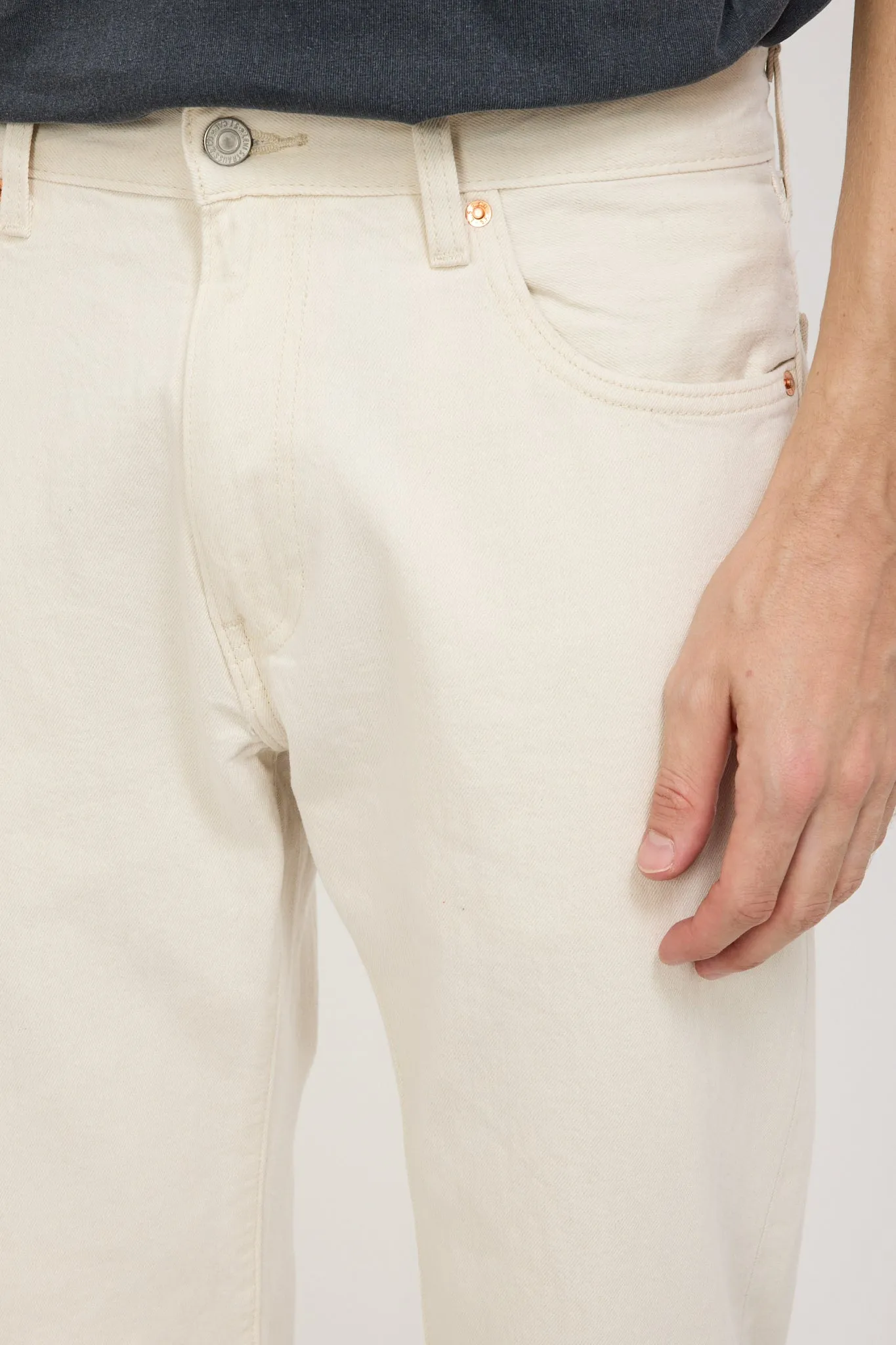 555 Relaxed Straight Jean Ecru Fusion