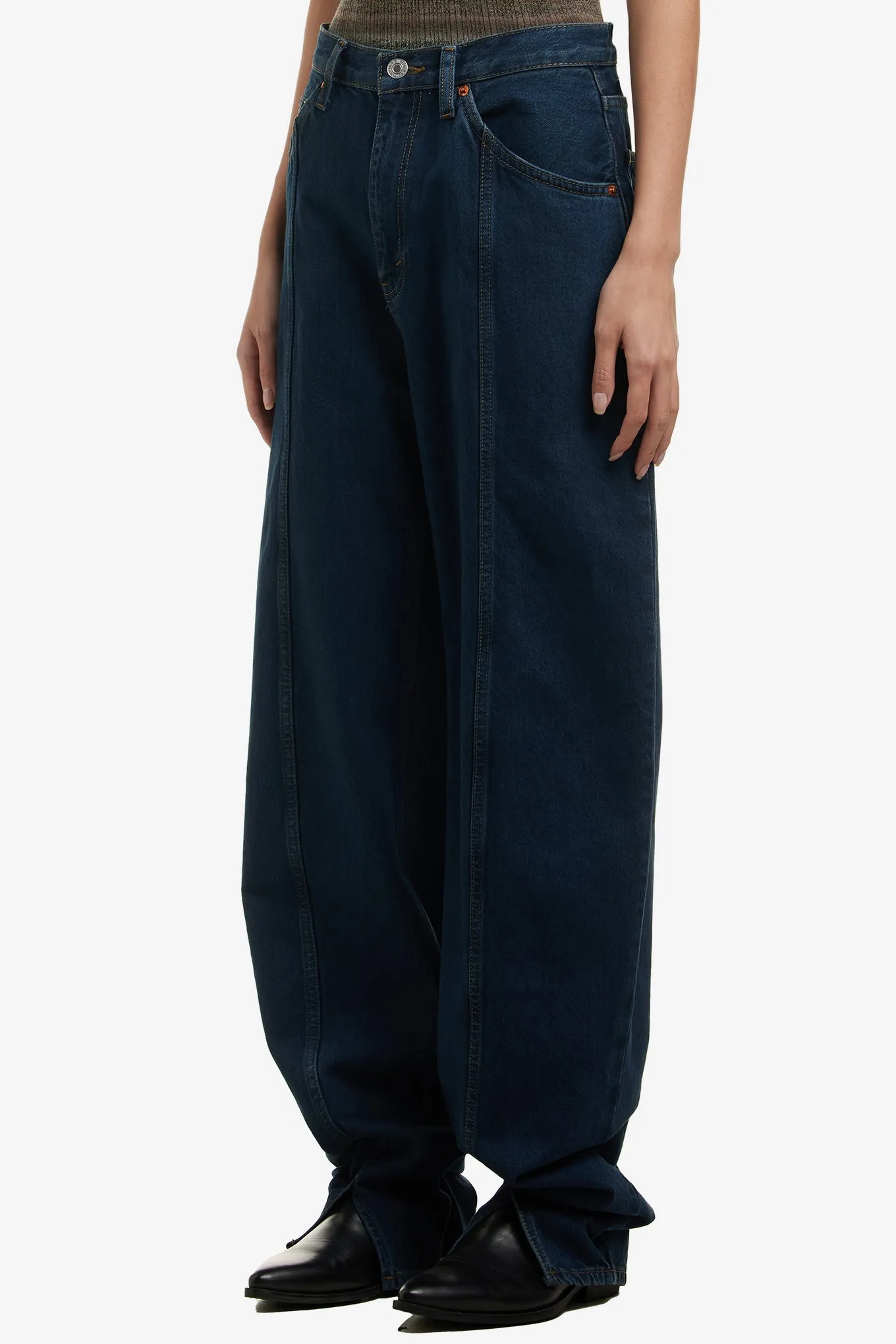 TAILORED JEAN