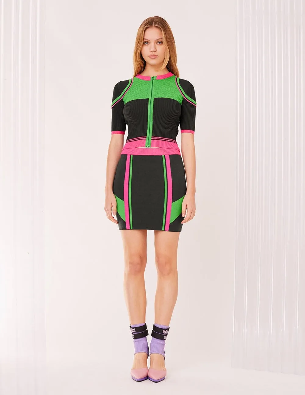 Women Ultra Stretch Slim Fit Mini Knit Skirt